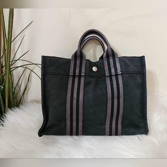 Hermes Handbags - ❌SOLD❌ 🖤Hermes Canvas Tote Pm🖤